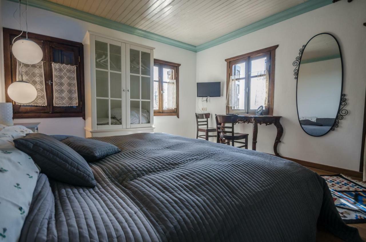 Riga'S Pinakoti Lodge Pinakátai 外观 照片